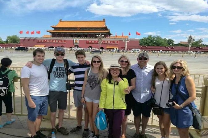 Quality Coach Day Tour to Tiananmen Square and Forbidden City plus Badaling Great Wall - Coach comfort, group size, and guide quality