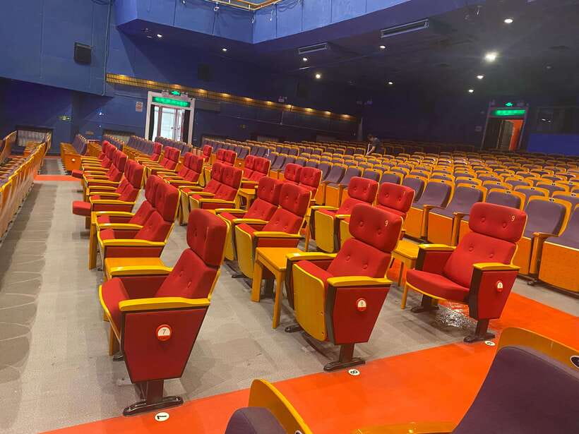 Red Theatre Beijing Acrobatic Show Tickets - The acts that make the ticket worthwhile
