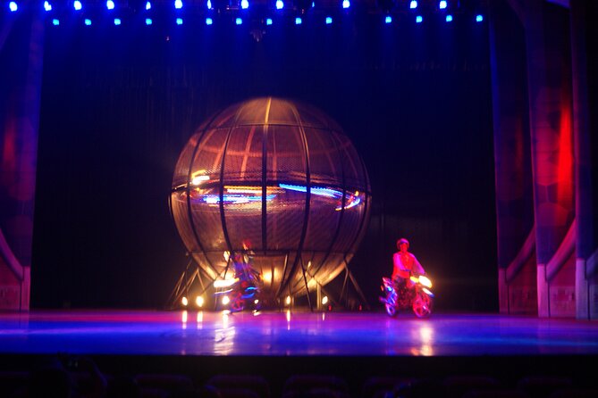Red Theatre Beijing Acrobatic Show Tickets Official Booking - What the praise really points to