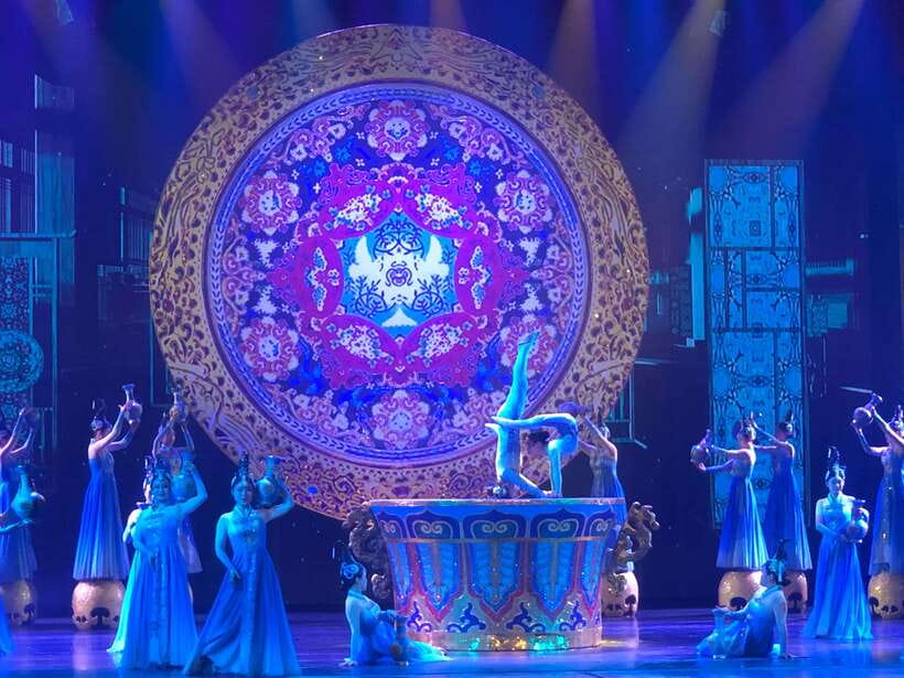 Red Theatre Beijing Acrobatics Show Ticket - How the booking support affects the experience