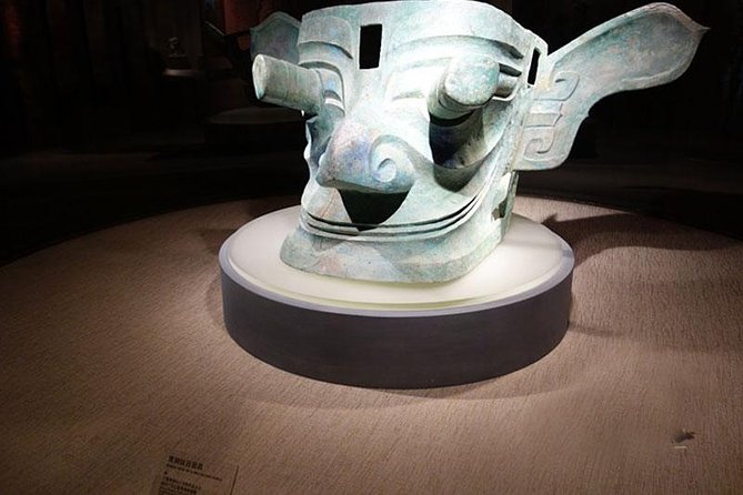 Sanxingdui Ruins and Giant Pandas Private Day Tour from Chengdu - What Two Hours With the Pandas Gives You