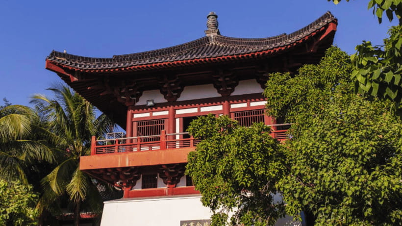 Sanya: Nanshan Cultural Tourism Zone Ticket and Tour Car - Tropical gardens and coastal views