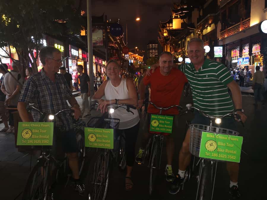 Shanghai: 4-Hour Nightlife Adventure & Tasting Bike Tour - Riding safely through Shanghai traffic