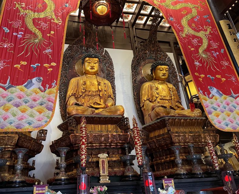 Shanghai: 8-Hour Guided Tour of Old and New City Highlights - The Bund and the modern city across the river