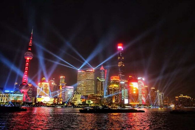 Shanghai Authentic Dinner and Night River Cruise with Rooftop Bar Hopping Option - Why this makes a good first Shanghai night