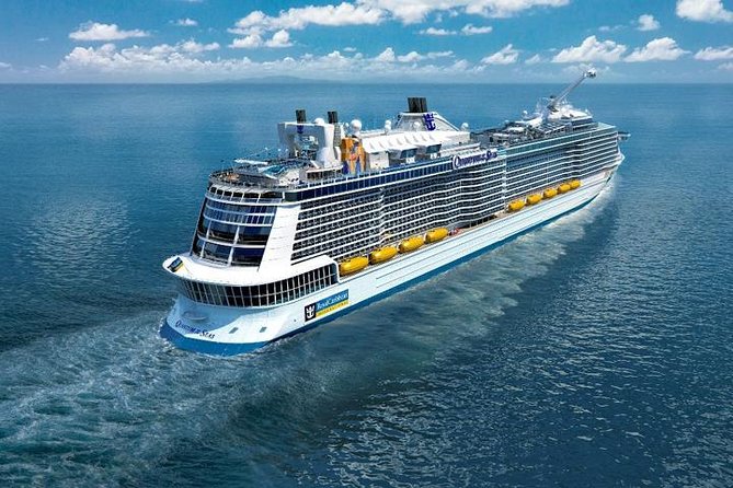 Shanghai Baoshan Cruise Port to Pudong Airport :Private transfer Service - The roughly 70-minute ride to Pudong Airport