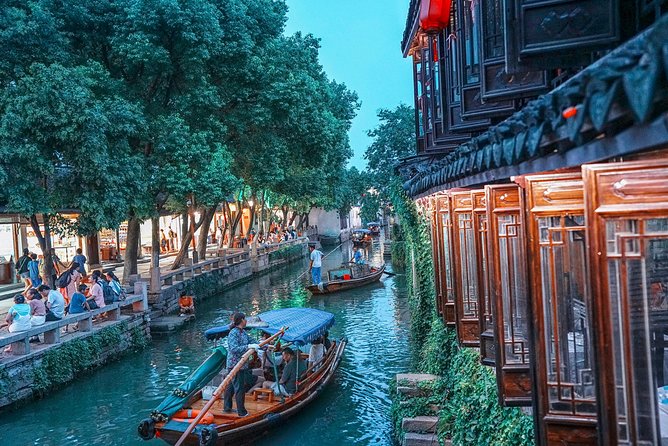 Shanghai Bus Tour:Yu Garden,Chenghuang,Zhujiajiao Water Town,Bund - What the $87.12 price really covers