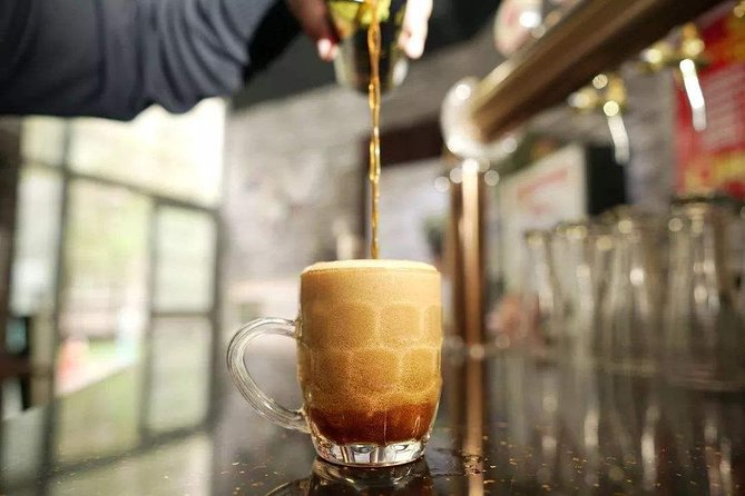 Shanghai craft beer tour with local food tastings - Why the private format matters