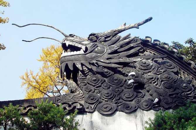 Shanghai Day Tour to Zhujiajiao Water Town, Yu Garden, Bazaar, Bund - Who should book this day?