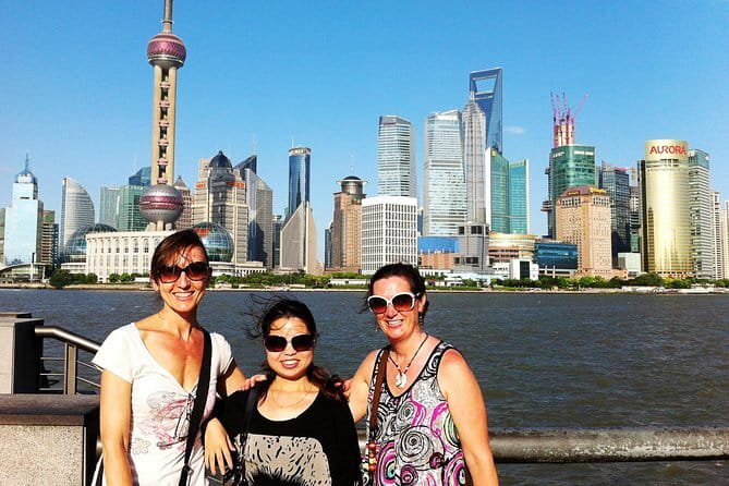 shanghai Disney+shanghai one day city highlights tour （two days） - Jade Buddha Temple as a working place of worship