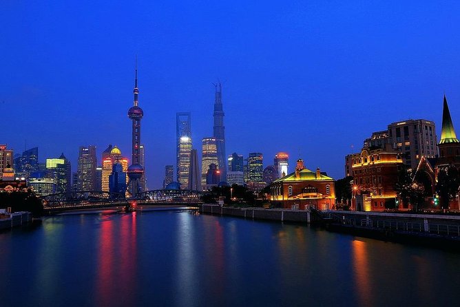 Shanghai Hongqiao Railway Station to Hotels:Private with Meet & Great service - What the $30 price really buys you