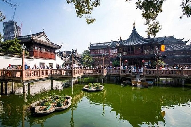 Shanghai in a Day: A Whirlwind Tour of the City's Highlights - Silk from cocoon to finished fabric