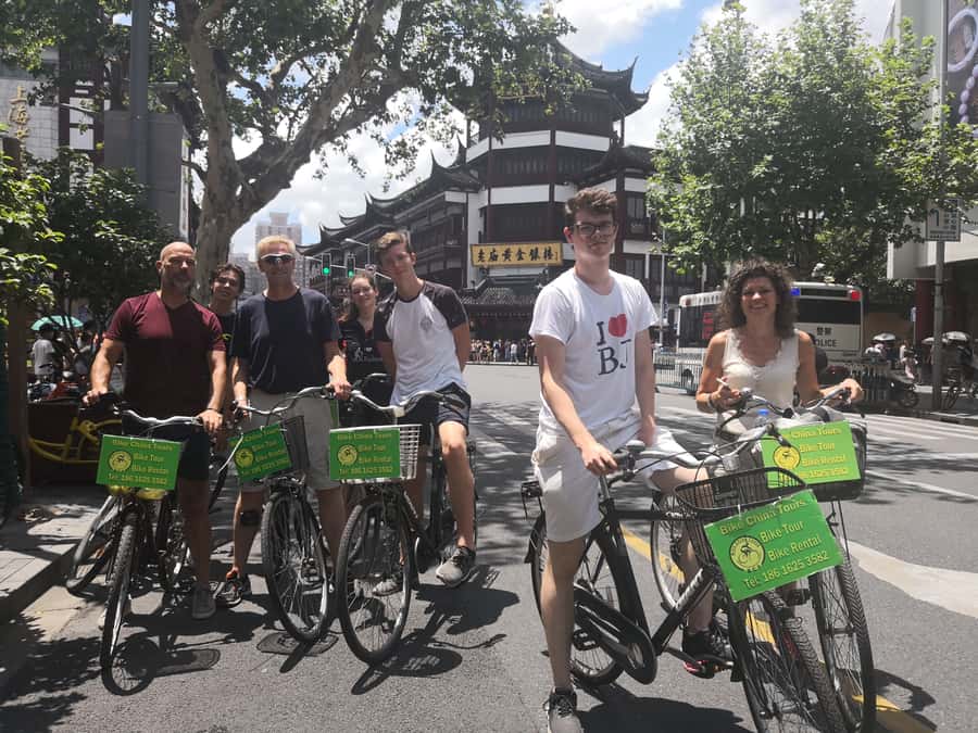 Shanghai Must-See and Foodie Test Bike Tour( Day & Night) - Yu Garden Bazaar and its narrow back streets