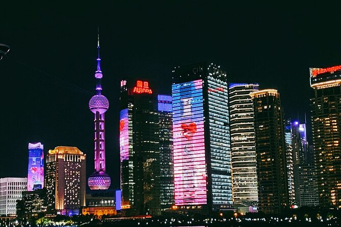 Shanghai Night River Cruise and Light Tour with Yuyuan Bazaar - Why Shanghai after dark works so well