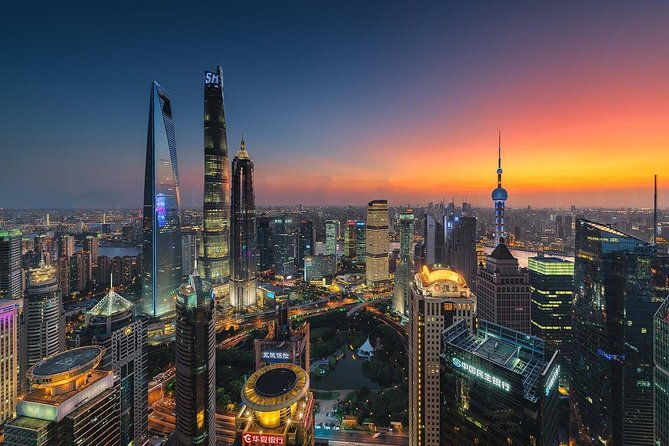 Shanghai Private Tour with River Cruise, Shanghai Tower, and Lunch or Dinner - A five-hour introduction to two very different Shanghais