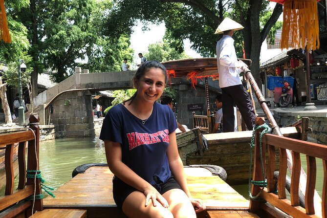 Shanghai Private Tour: Zhujiajiao Water Town and Boat Ride - Walking the old streets and market