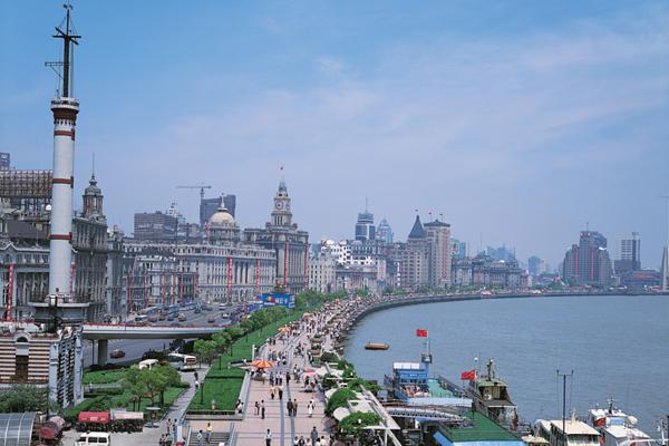 Shanghai Pudong Airport Private One-Way or Round-Way Transfer in English Service - The ride from PVG to your accommodation