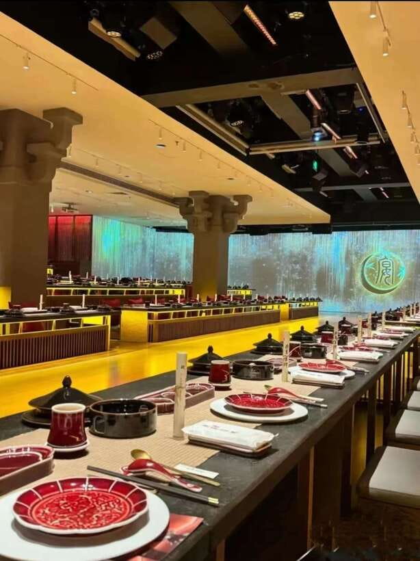 Shanghai: Royal Banquet with Chinese Cultural Performance - How much value do you get for $117?