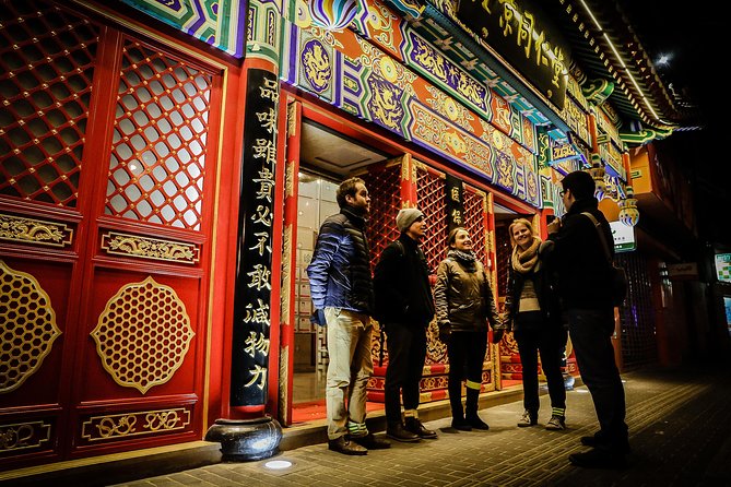 Shanghai Small-Group Night Tour by Bike - A snack stop in the Former French Concession