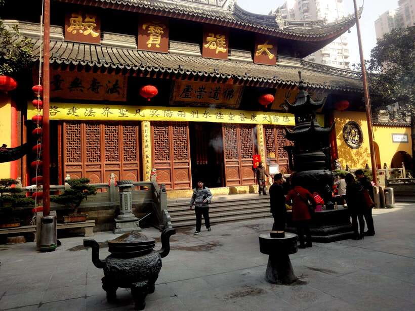 Shanghai: Top 5 Highlights All Inclusive Private Day Tour - Shanghai Tower and the city from above