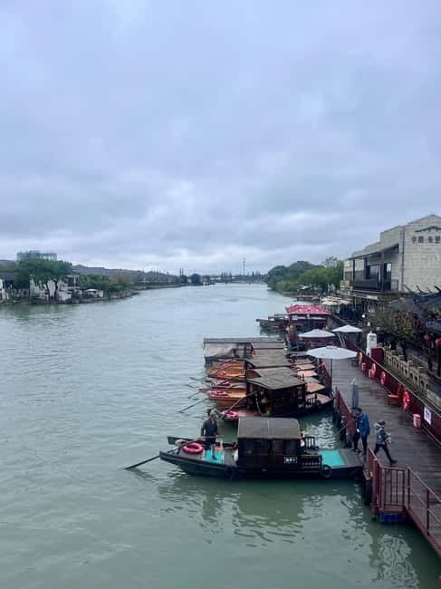 Shanghai: Zhujiajiao Water Town with Calligraphy Experience - Cruising the canals by traditional boat