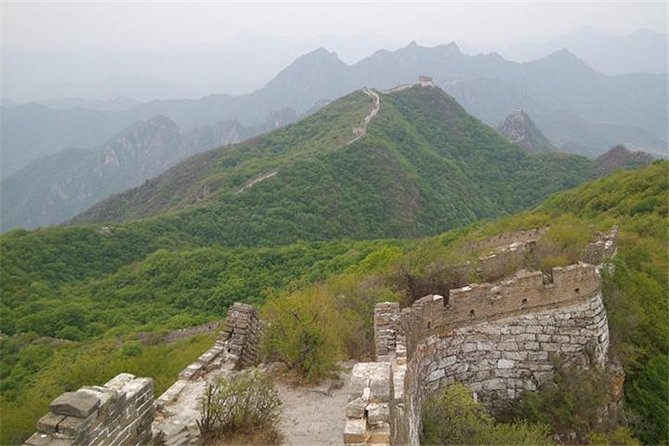 Simatai Great Wall & Gubei Water Town Private Trip English Driver - Who should choose this day trip?