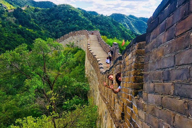 Skip-The-Line Uber Service to Great Wall of China - What the driver does, and what the driver does not do