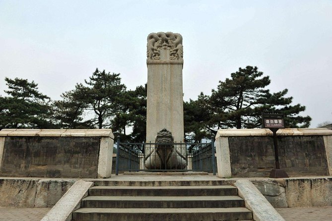 Small Group Mutianyu Great Wall and Ming Tombs Tour with Cable Car and Lunch - The winding drive to the Ming Tombs