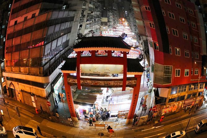 Small-Group Tour: Hong Kong Local Markets Hopper [PROMOTION] - Jade Market: shopping, symbolism, and careful browsing