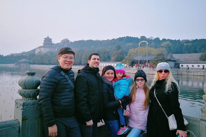 Small Group Tour: Mutianyu Great Wall, Summer Palace & Bird Nest - Guides, timing, and how the day feels