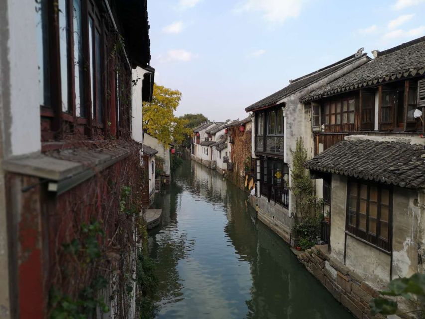 Su Zhou and Zhou Zhuang Water Village Day Tour - Key points at a glance
