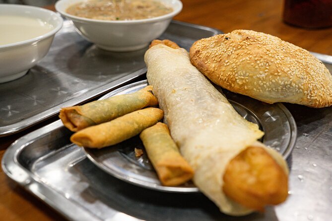 Suzhou Alleyway Walking Food Tour - Bubble wontons in a neighborhood restaurant