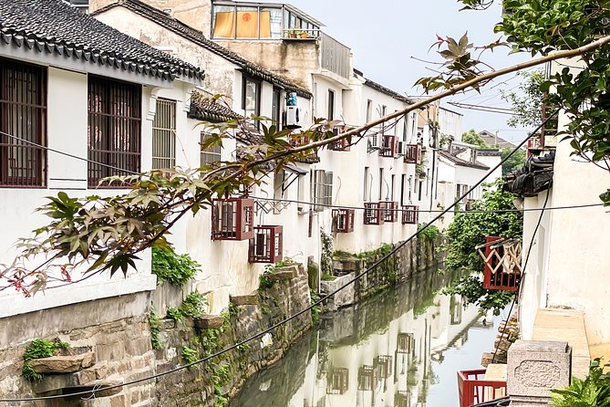 Suzhou Alleyway Walking Food Tour - Red beans, rice balls, and a sweet finish