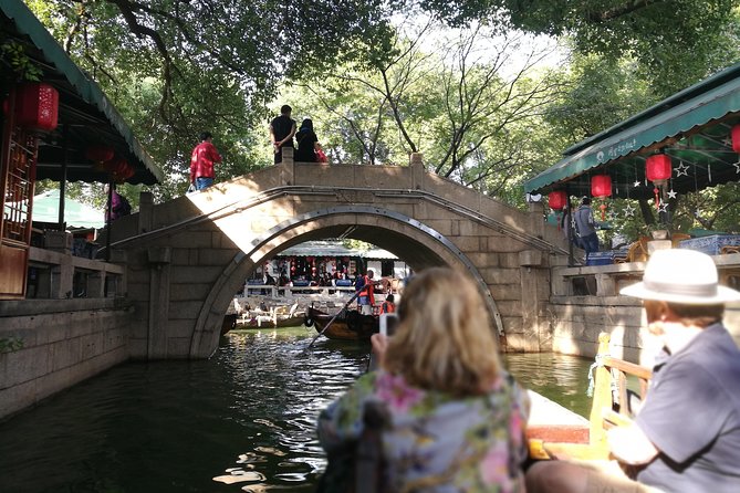 Suzhou and Tongli Water Town Private Tour from Shanghai with Options - Lunch options and the value of the price