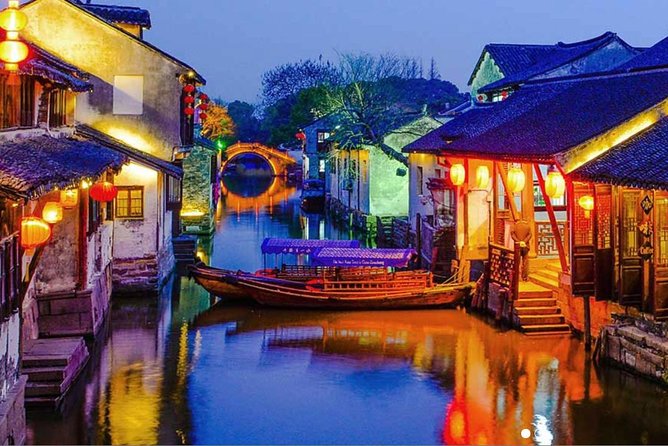 Suzhou and Zhouzhuang Water Village Private Day Tour with Lunch - The canals and bridges of Zhouzhuang