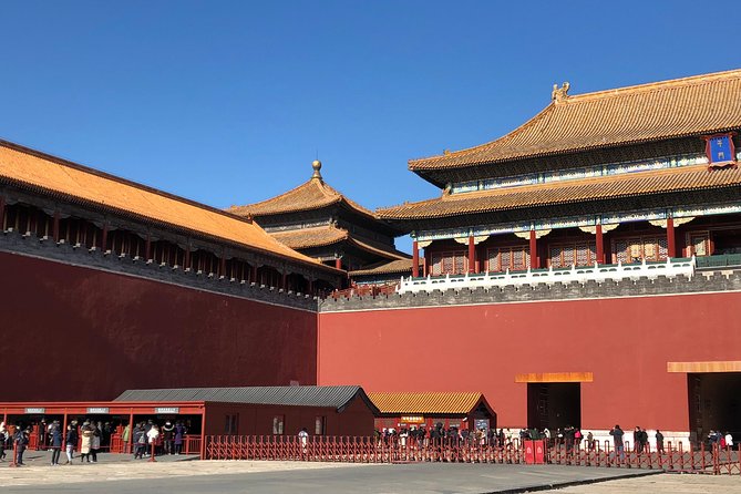 T-Square, Forbidden city and Mutianyu Great Wall Private Day Tour - Entering the Forbidden City after Tiananmen