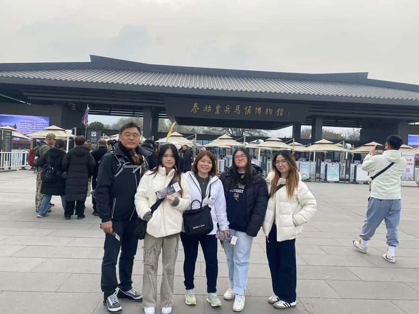 Terracotta Army Day Tour from Xi'an-Tickets&Flexible Pickup - Lunch and the shape of the day