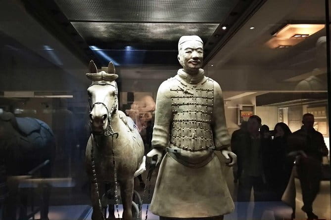 Terracotta Army Mini Group Tour - Pits 2 and 3: More Than the Famous View