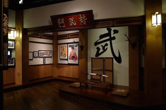 The Legendary Bruce Lee Experience Tour - A comfortable day with a very small group