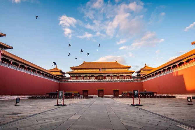 Tianjin Private Day Trip to Forbidden City and Mutianyu Great Wall by Bullet Train - Lunch on the road to Mutianyu