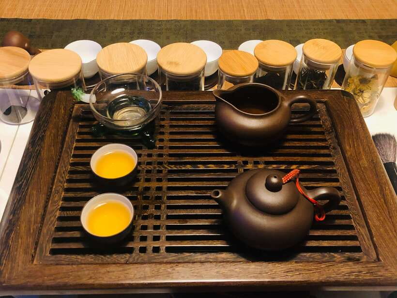 Traditional Chinese Tea Ceremony Experience - Watching the careful brewing ritual