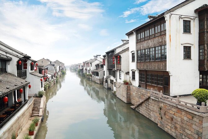 Wuzhen Water Town Delight Tour With Riverside Lunch Experience - Key things to know before booking