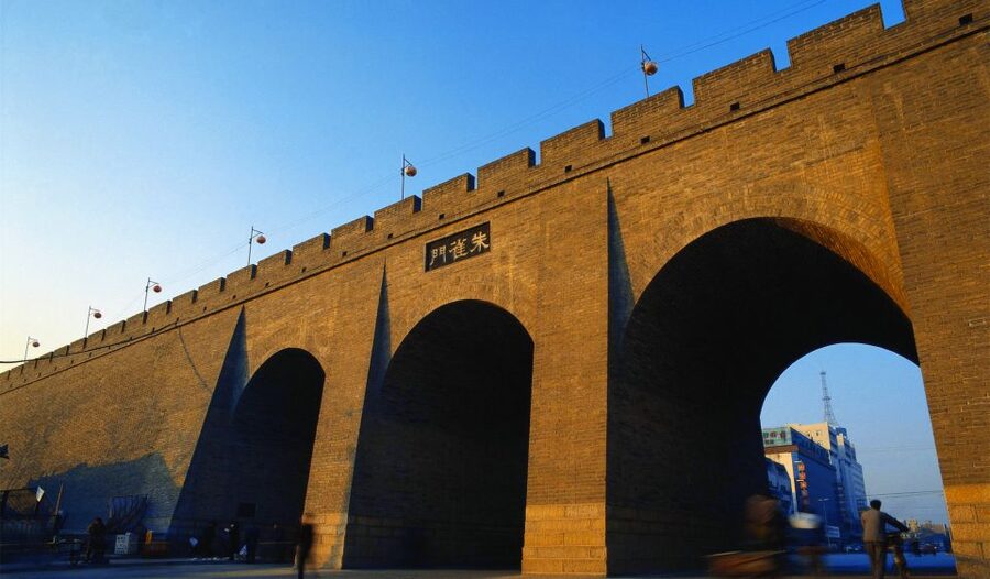 Xi'an City Wall Private Guided Tour with Cycling Option - Transport, timing, and practical details