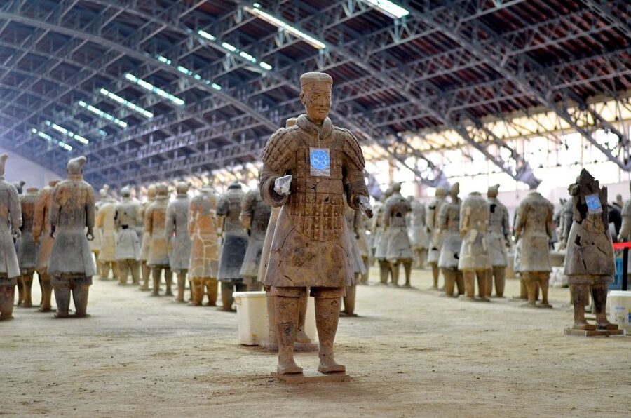 Xi'an: Guided Day Tour to Huaqing Palace & Terracotta Army - Who should book this day trip?