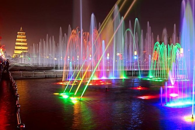 Xi'an Night Tour: South Gate Square and Big Wild Goose Pagoda Square - Key points at a glance