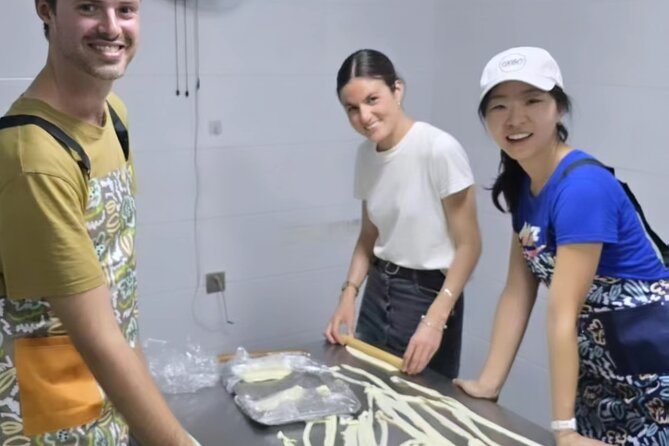 Xi'an Noodle Making and Tea Tasting Experience - Why handmade noodles make this Xi’an experience special