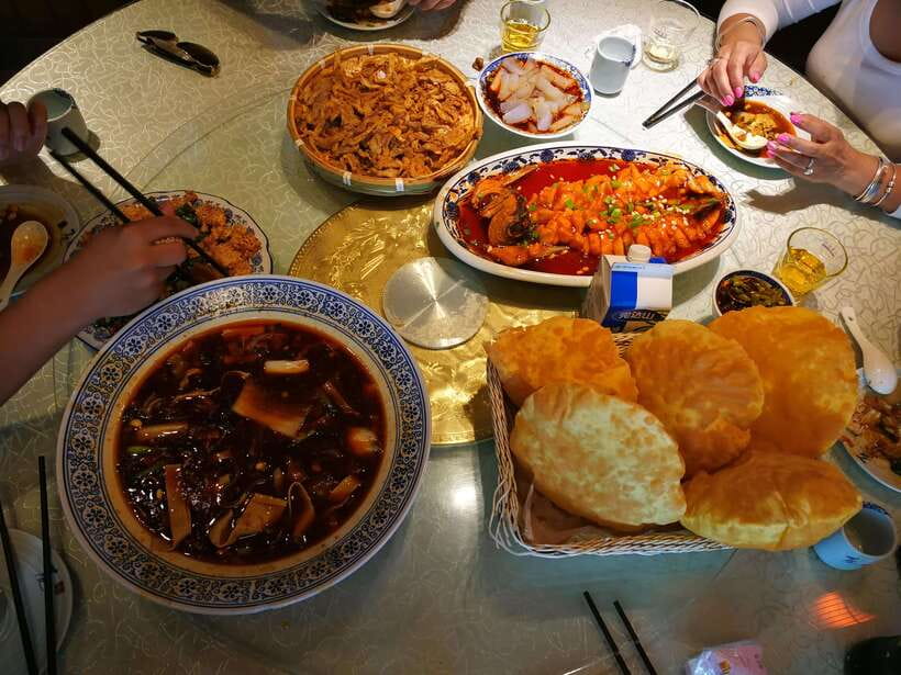 Xi'An: Tang Dynasty Show Ticket w/ Transfer or Dinner - Who should book this Xian evening?