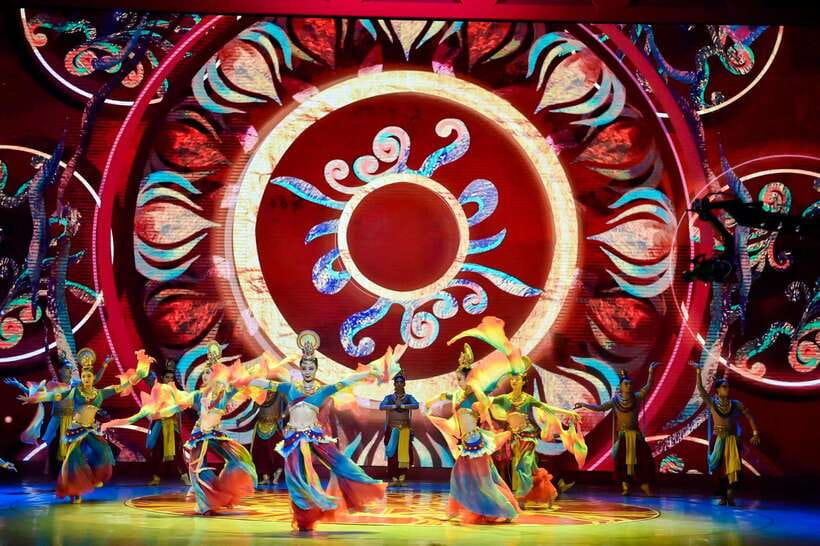 Xi'an: Tang Dynasty Show Tickets Booking - Music, dance, lights, and stage effects