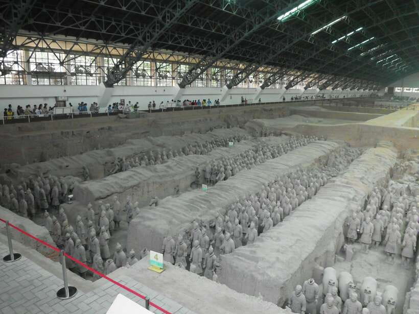 Xi'an: Terracotta Army, Big Goose Pagoda, City Wall - Walking Xi’an City Wall after the pagoda