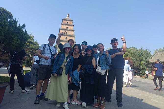 Xi'an: Terracotta Army, Big Goose Pagoda & City Wall Private Tour - Xian City Wall finishes with room to look around